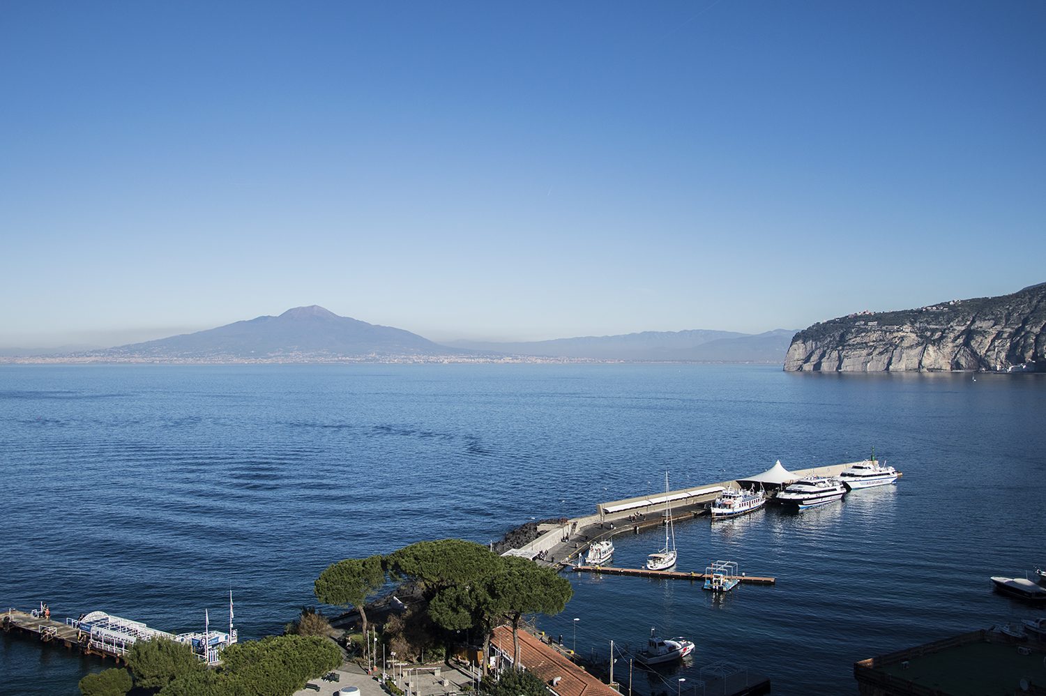 Sorrento - spotted vesuviana